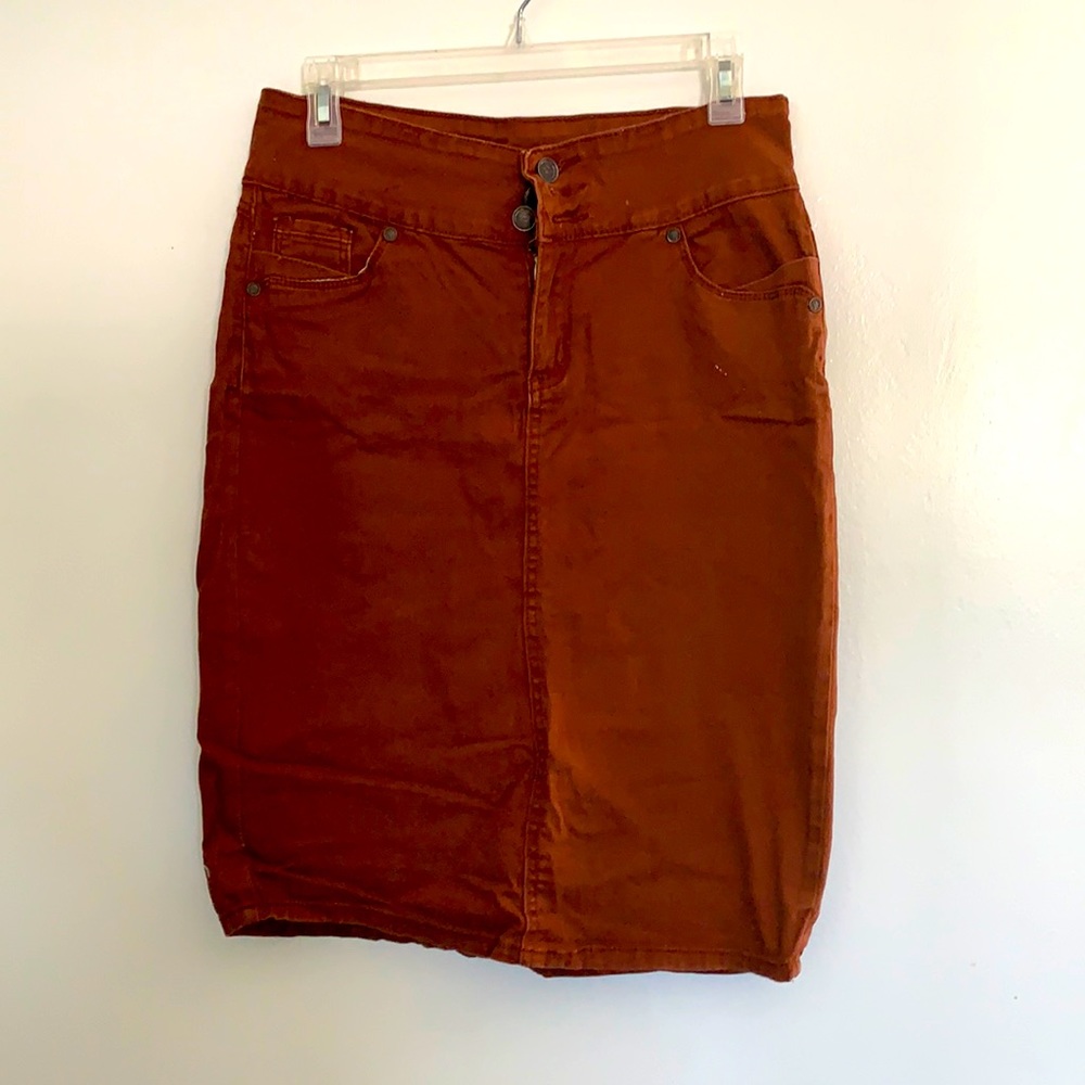 Pencil skirt